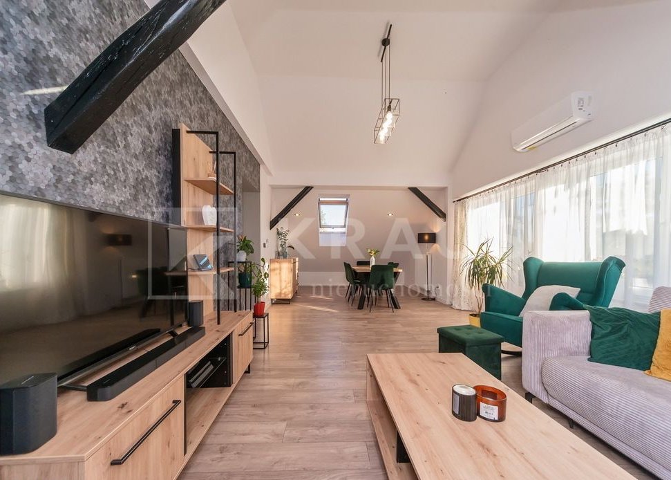 Kozakowice Górne k/Ustronia-5000 m² ziemi z domem