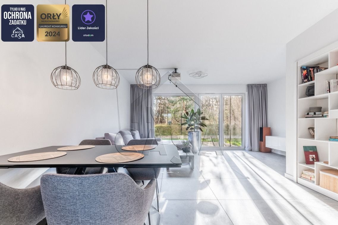 Uroczy Bliźniak z Ogródkiem Gotowy Do Zamieszkania