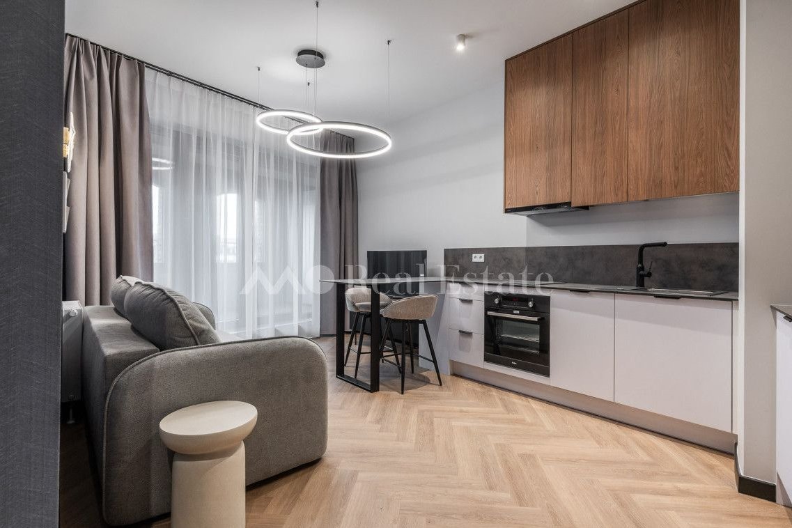 Nowy apartament z widokiem na marinę