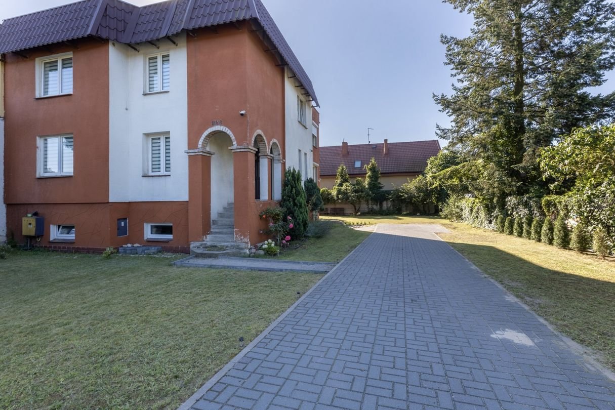 Dom o pow. 265m2 na działce 768m2 ul. Grunwaldzka