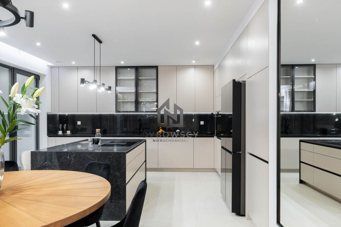 Wykończony dom wolnostojący Józefów