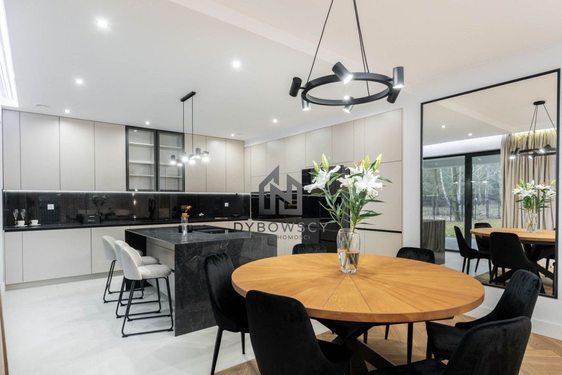 Wykończony dom wolnostojący Józefów