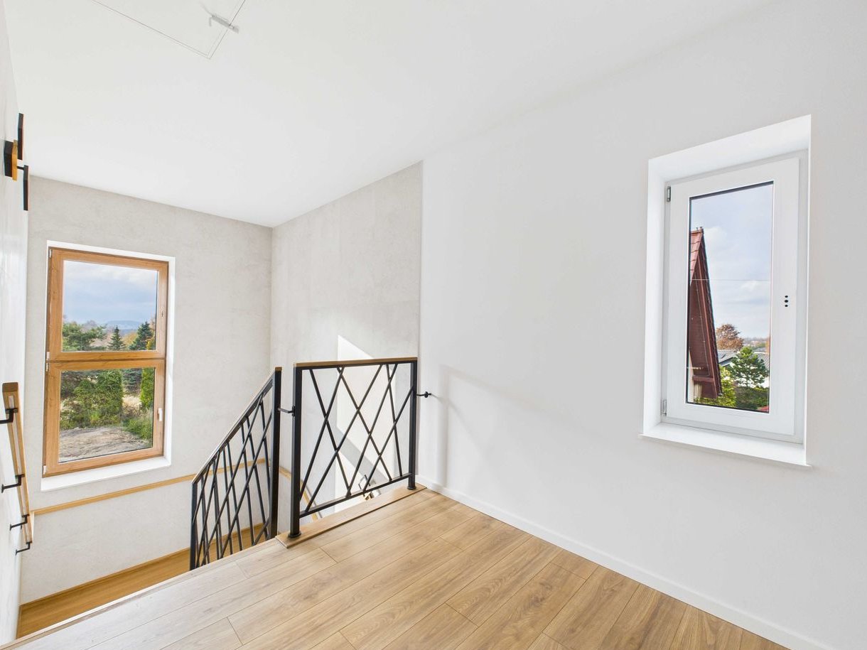 Dom przy Bażantowie z dużą działką i pięknym widokiem