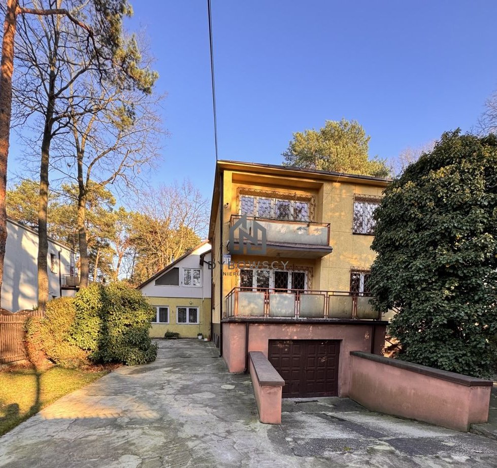 Na sprzedaż 2 domy w Józefowie przy stacji Pkp/skm