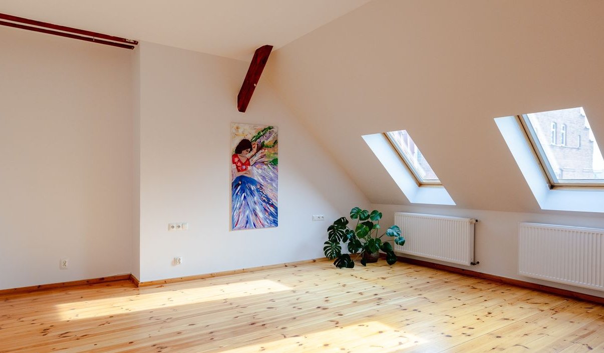 Centrum Oławy-ul. Św. Rocha - przestronne 3 pok., II poziomy