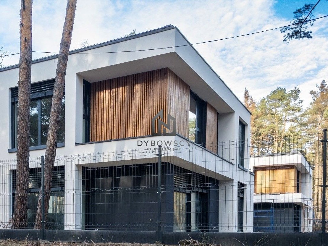 Nowoczesny dom jednorodzinny w Józefowie