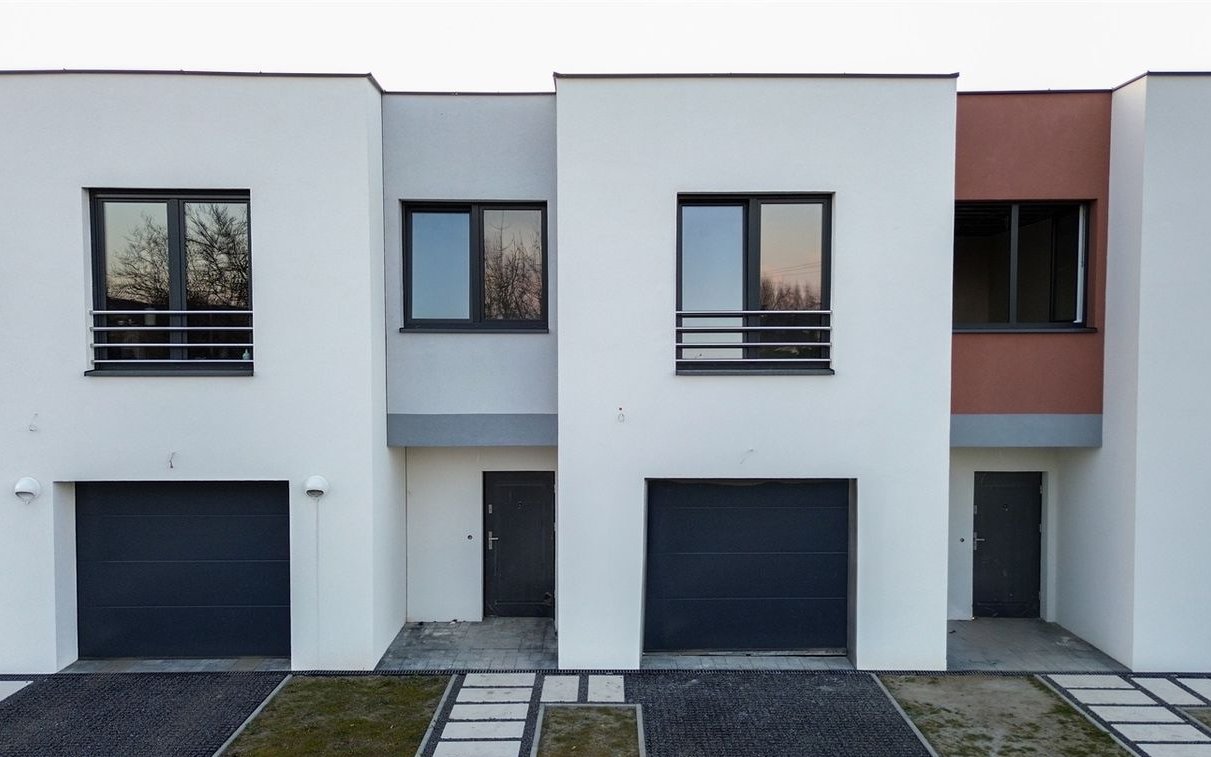 Atrakcyjny dom w stanie deweloperskim blisko centrum Żor!