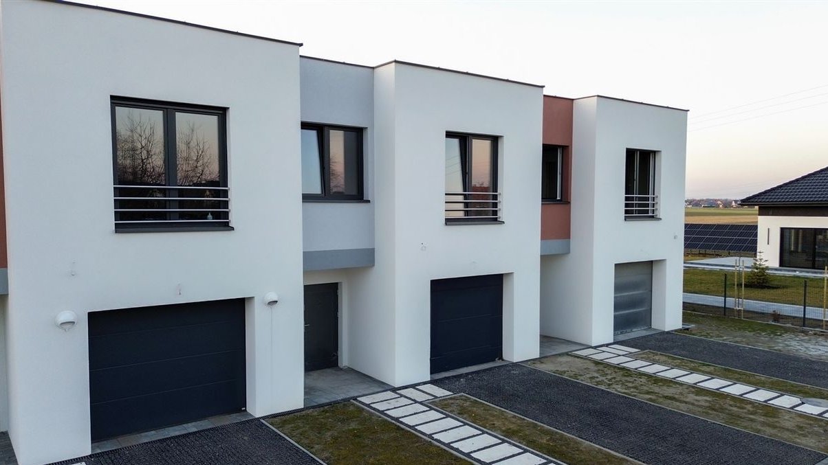 Atrakcyjny dom w stanie deweloperskim blisko centrum Żor!