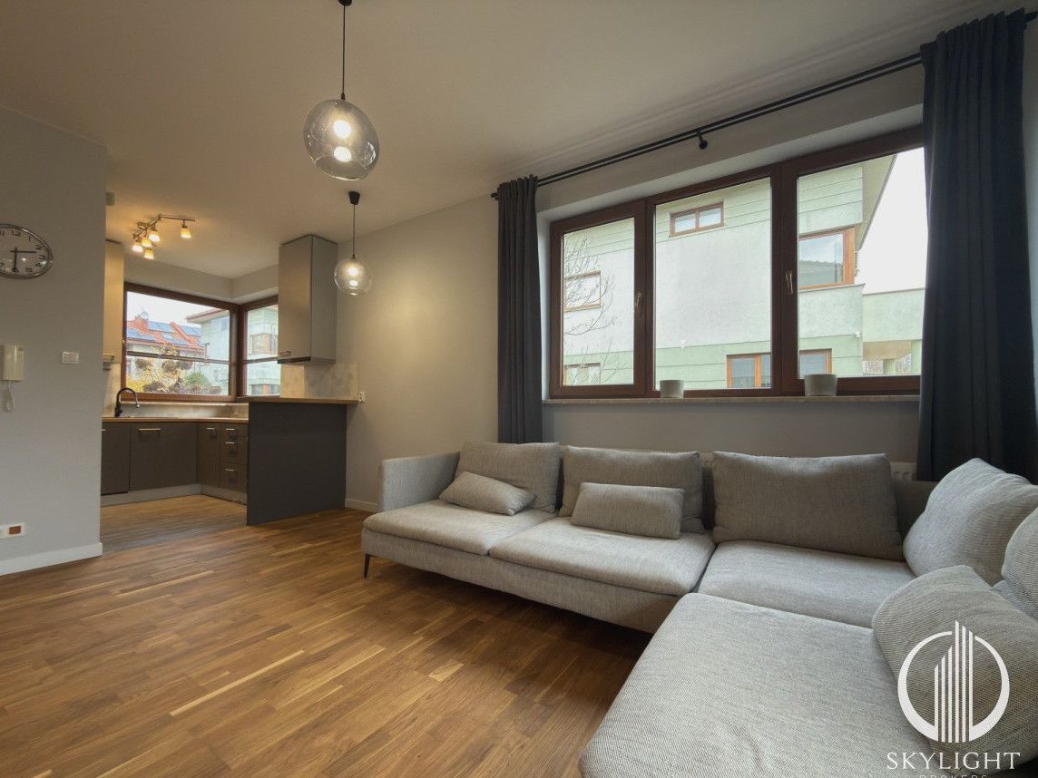 Wyjątkowy dom w spokojnej okolicy Wawra