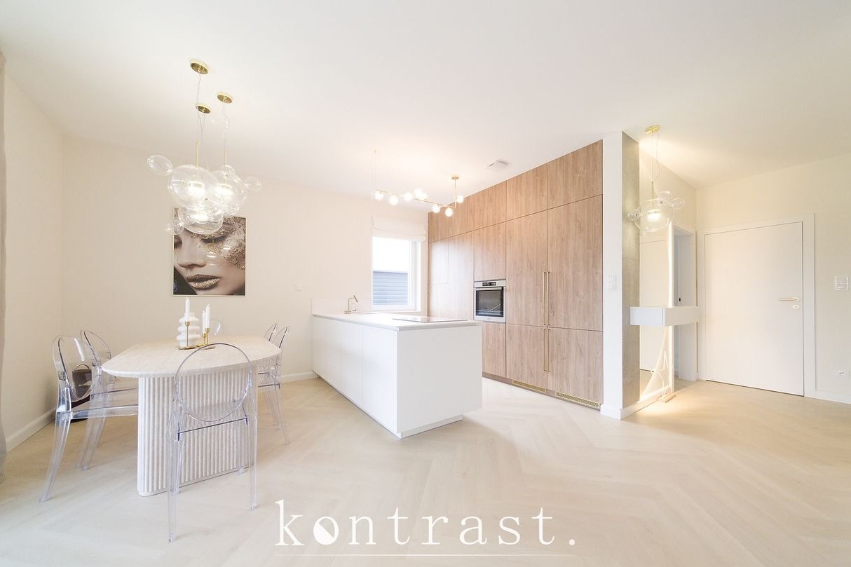 Piękny dom pod lasem, spokojna okolica