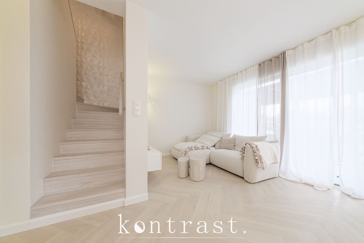 Piękny dom pod lasem, spokojna okolica