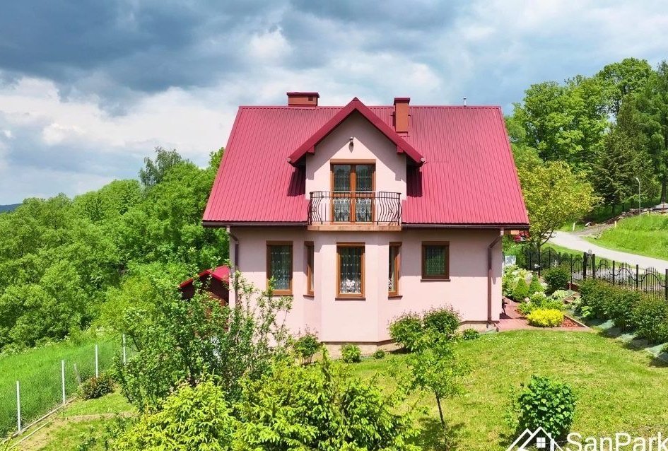 Dom na sprzedaż – Lesko, 5 pokoi