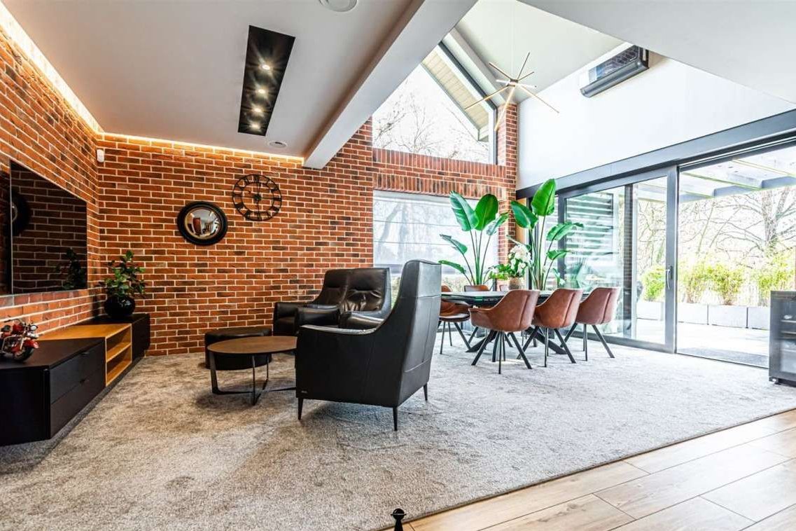 Komfortowy i nowoczesny dom z pełnym wyposażeniem