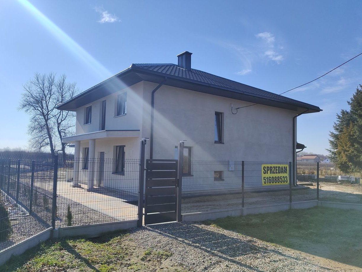 Sprzedam nowy uzbrojony dom działka 2564mkw stan deweloperski Szwejki