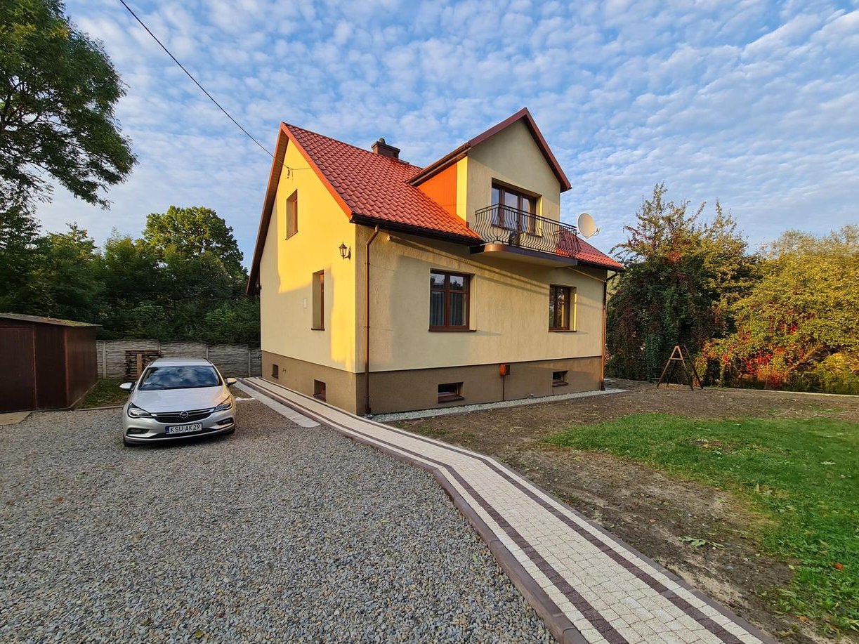 Dom w centrum Suchej Beskidzkiej - 150m od Rynku