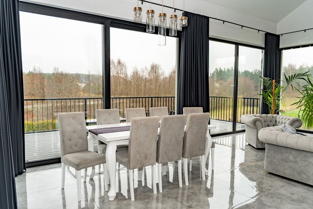 Duży, nowoczesny dom z oddzielnym mieszkaniem! Ekonomiczny!