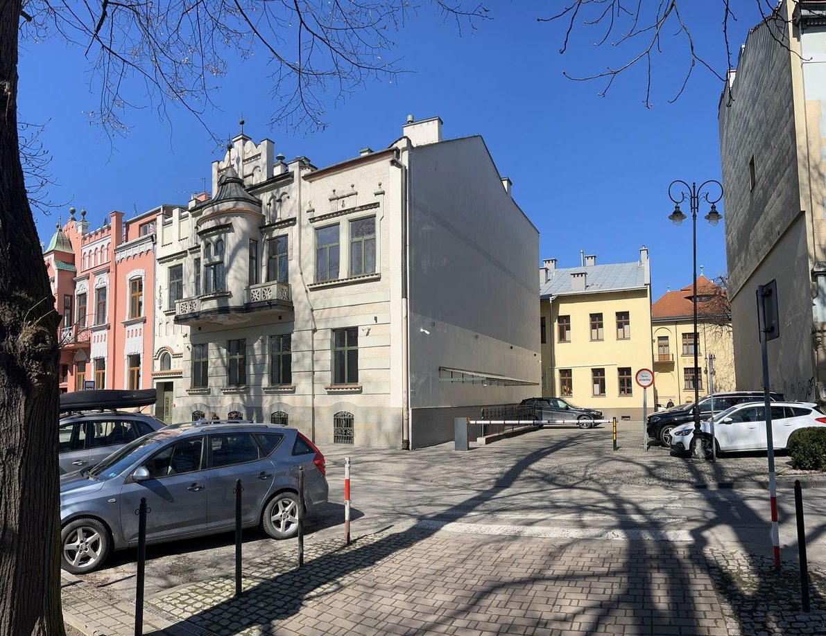 SPRZEDAŻ Kamienica Działka Inwestycyjna w Centrum Możliwość Rozbudowy