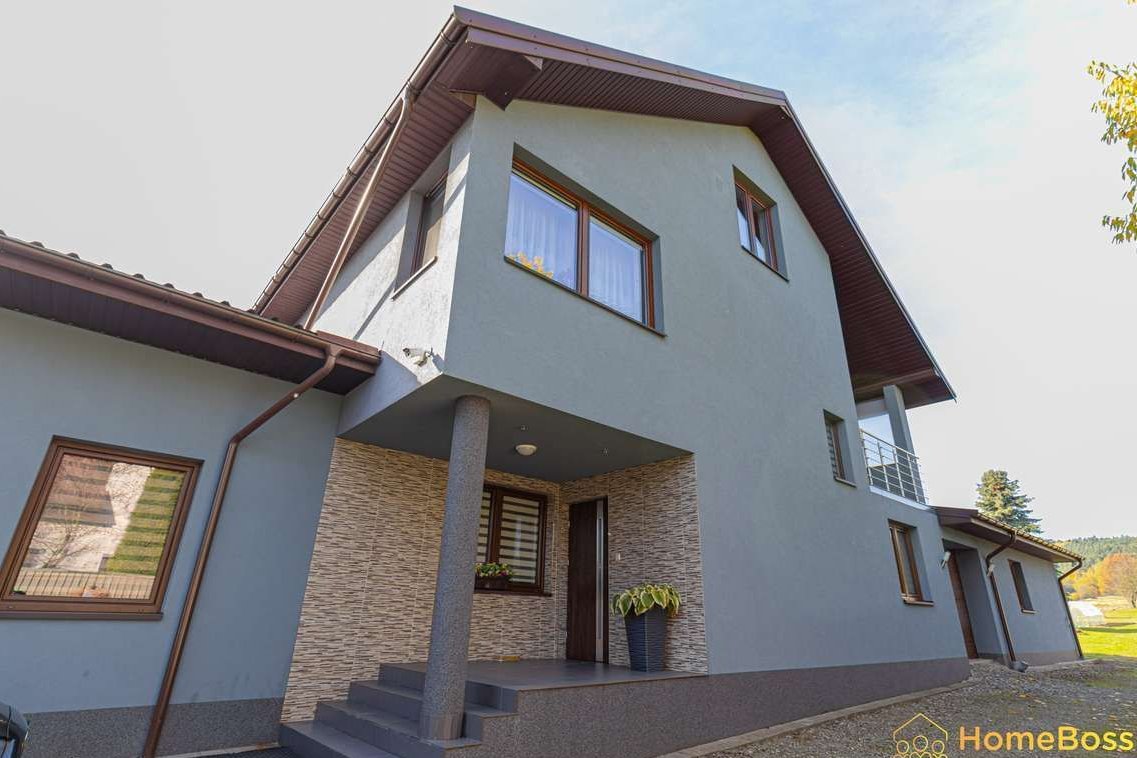 Dom pod Kielcami z częścią gospodarczą 280 m2 | szybki dojazd do Kielc