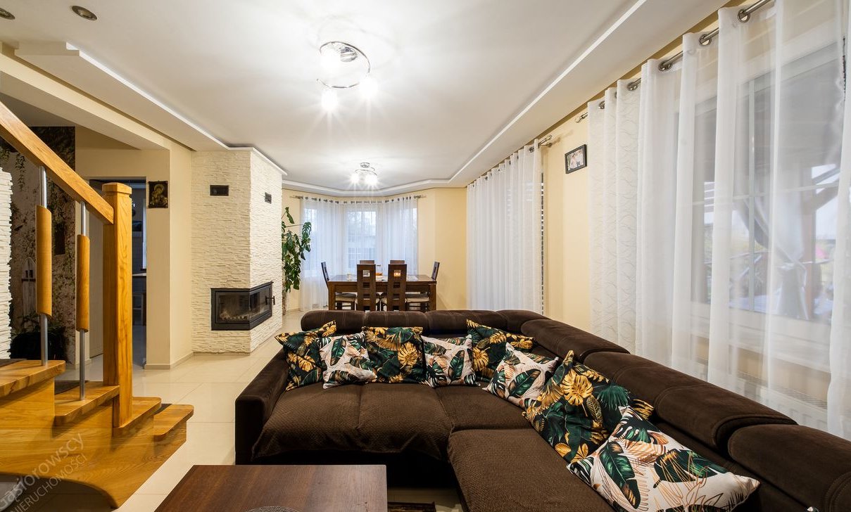 PRZYTULNY, energooszczędny dom z fotowaltaiką tuż pod Obornikami.