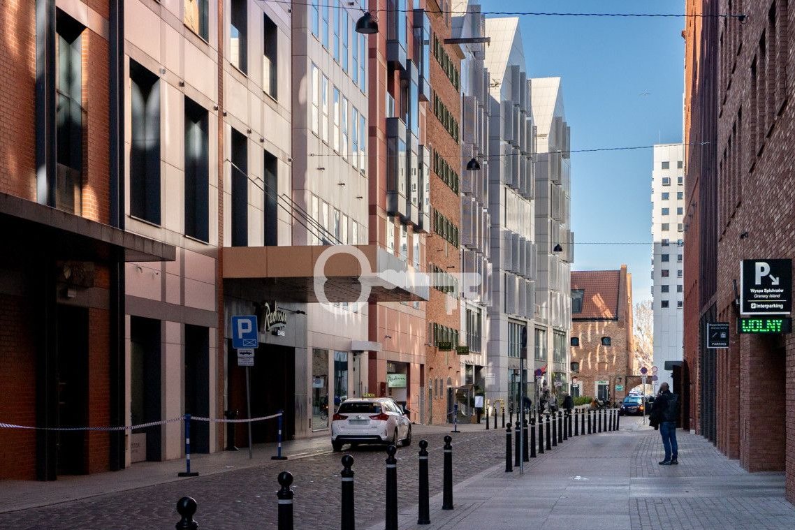 Apartament od ulicy Chmielnej na Wyspie Spichrzów