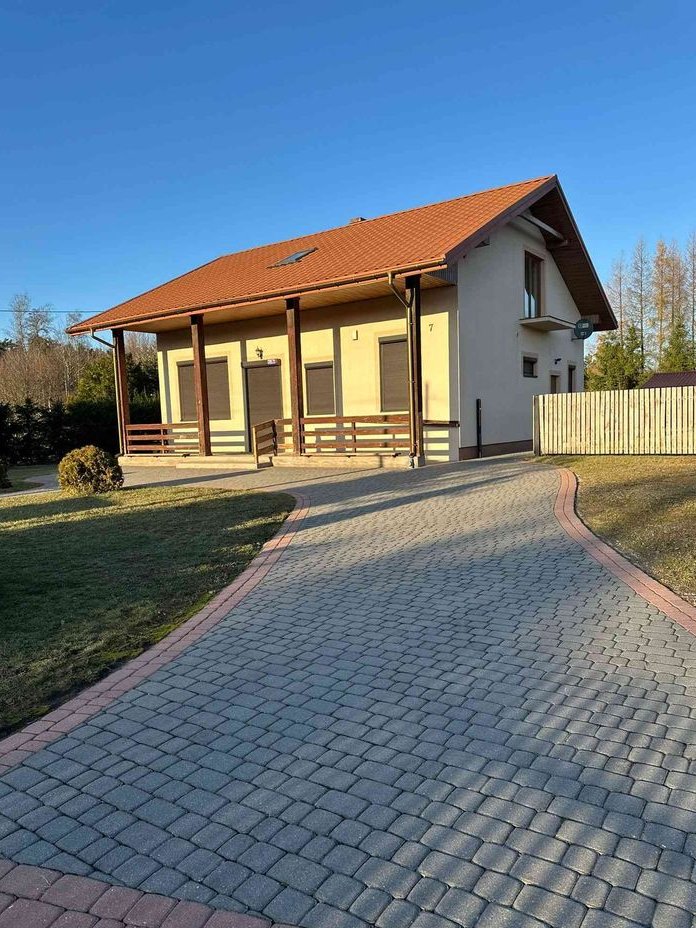 Dom w malowniczej spokojnej okolicy