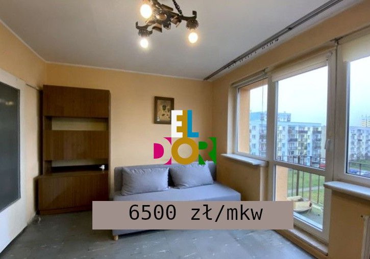 M 4 Retkinia, pełny rozkład, z balkonem