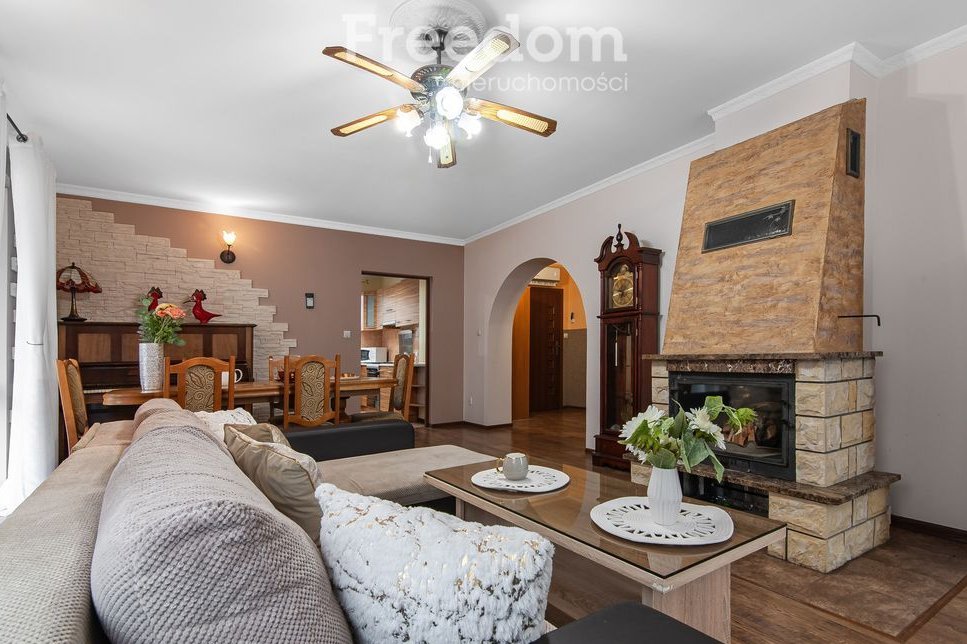 Komfortowy dom z ogrodem i garażem w Księstwie