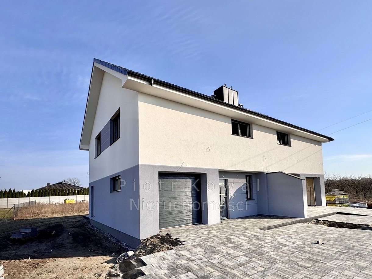 Bliźniak z GARAŻEM - 124 m2 - pełne media - działka 430 m2