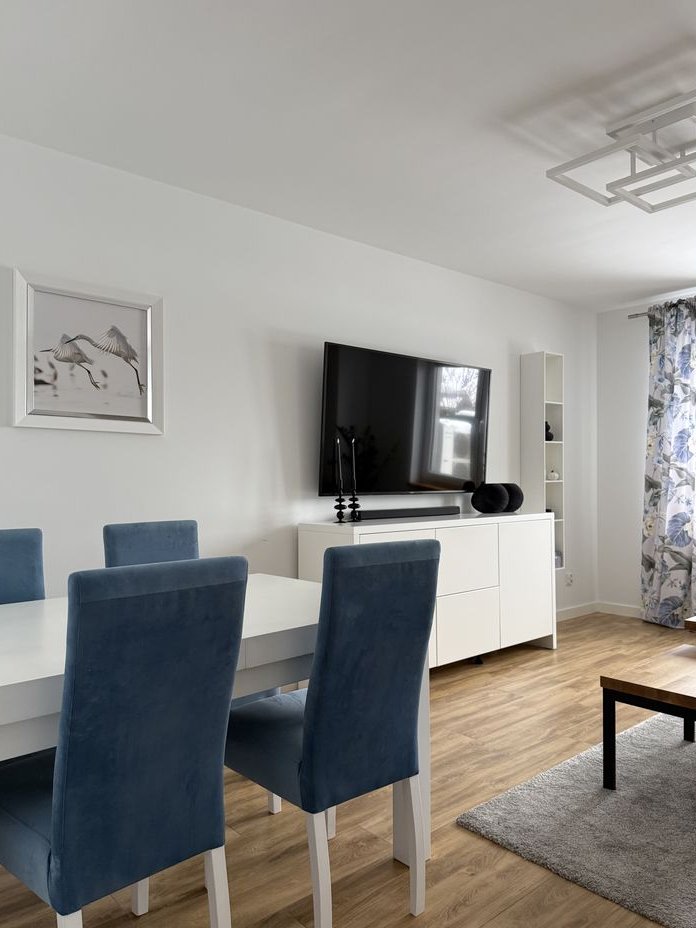 Dom w zabudowie szeregowej-pompa ciepła-fotowoltaika-do zamieszkania