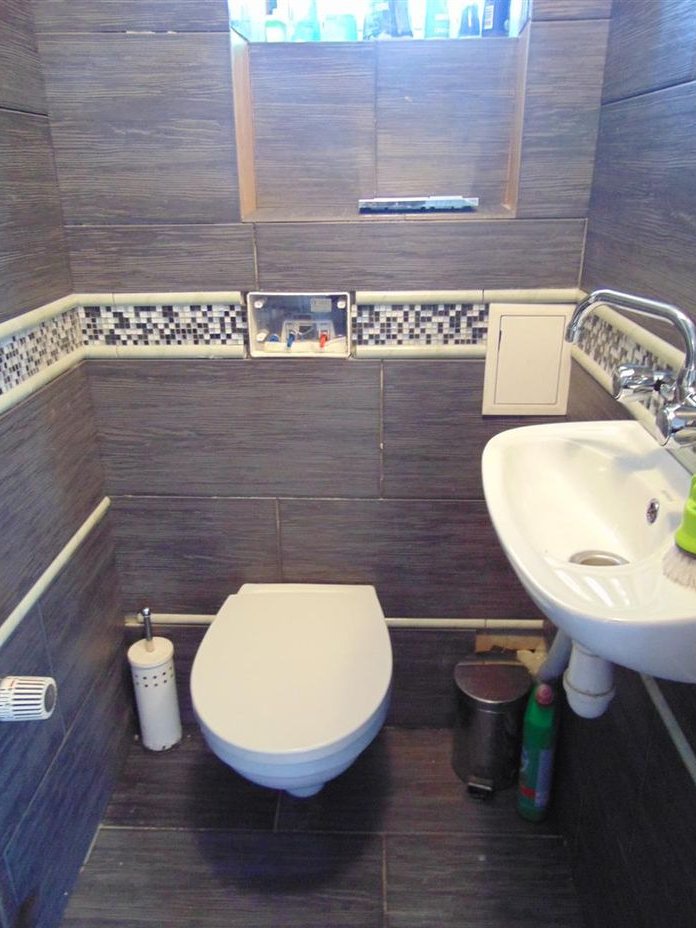 Atrakcyjny, 2 - lokalowy dom na zabudowanym osiedlu