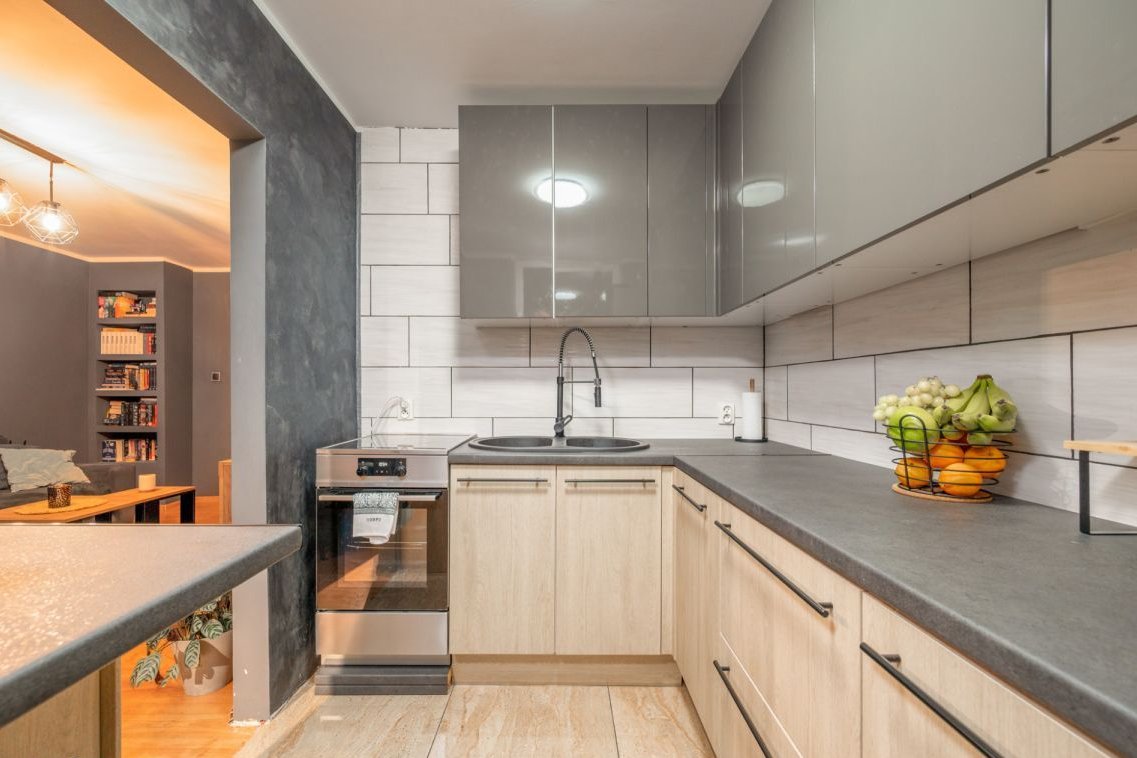 Umeblowane przestronne mieszkanie ul. Wawelska