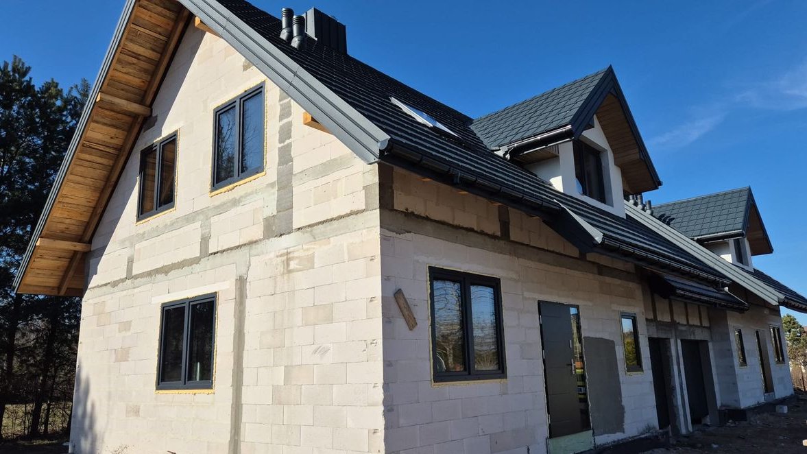 Dom (bliźniak), przestronny, blisko stacja PKP, ok 30 min do Warszawy