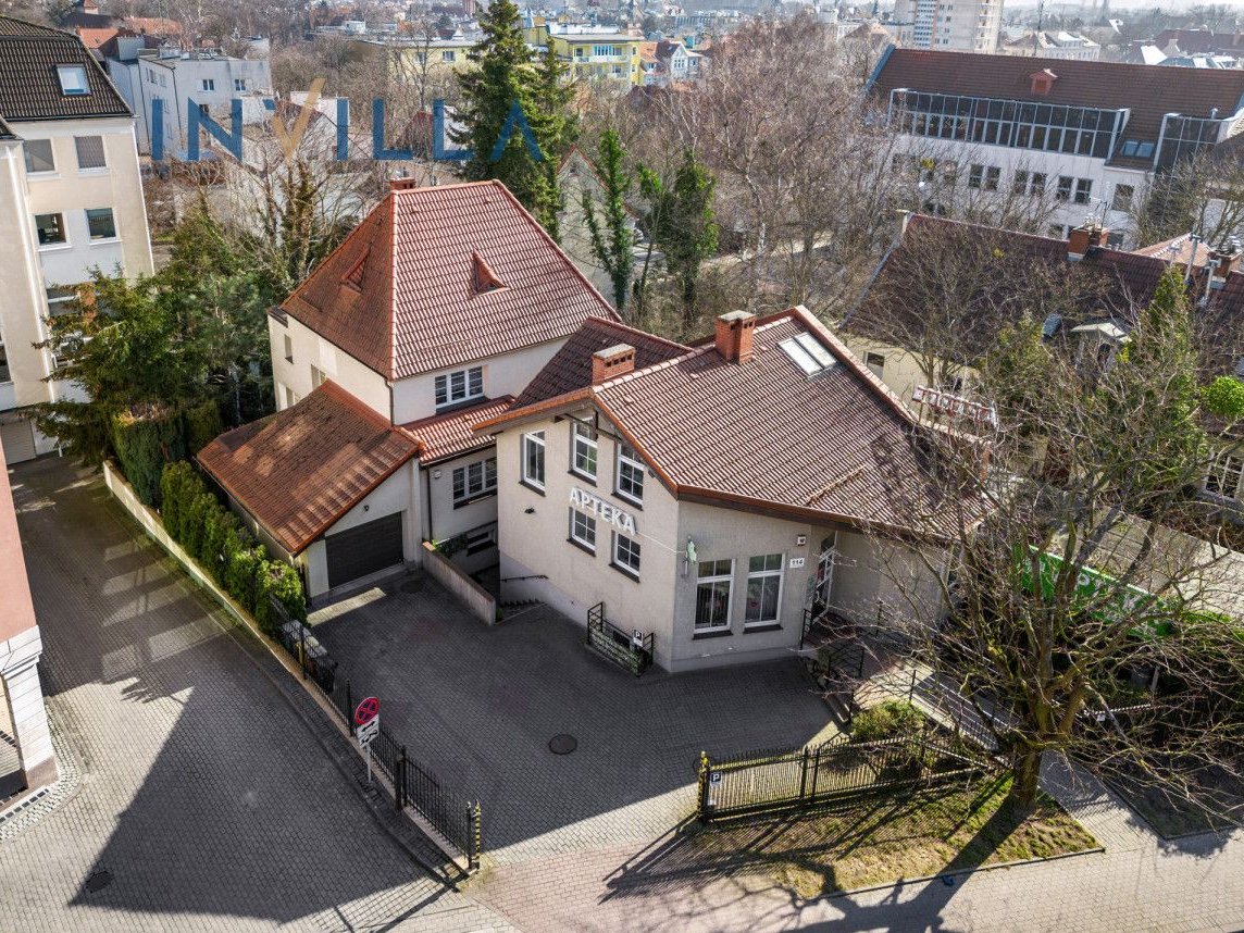 Dom mieszkalny z miejscem do prowadzenia biznesu