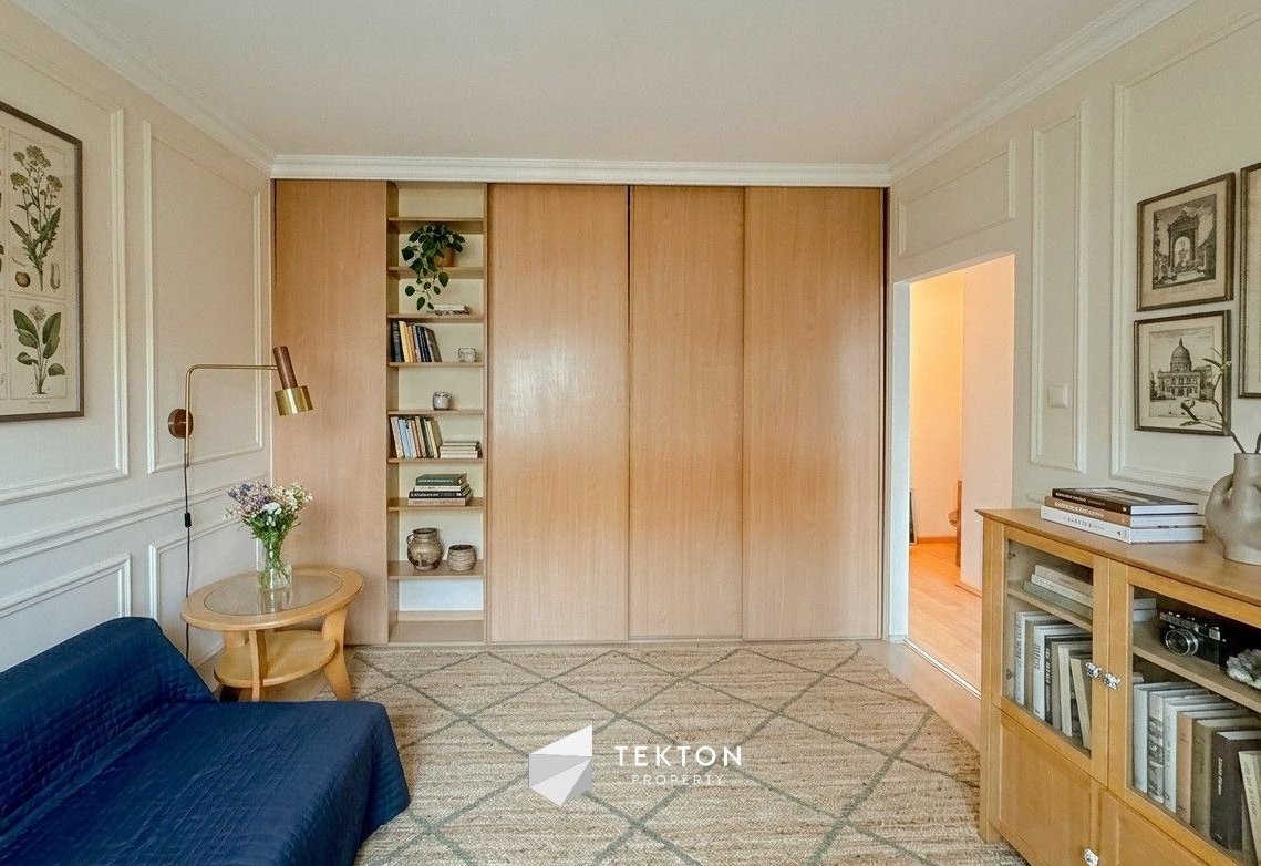 Przestronna kawalerka z osobną kuchnią grunwald