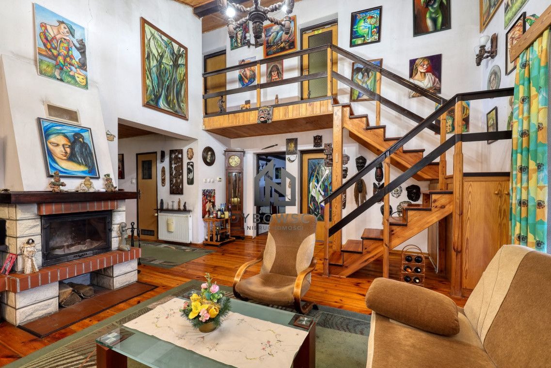 Sobienie-Jeziora 2 domy 262 m² działka 2100