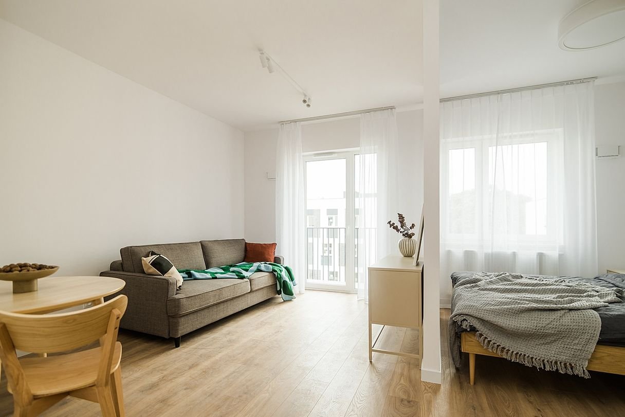 Bezpośrednio I KOR I Funkcjonale 2 pokoje blisko lotniska