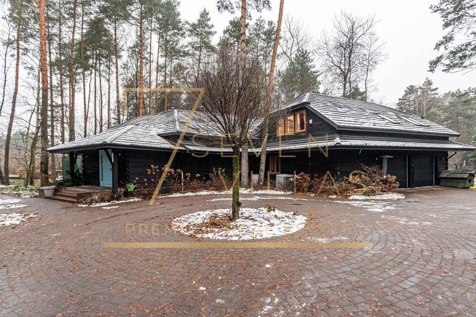 Natura i nowoczesność w willi pod Warszawą