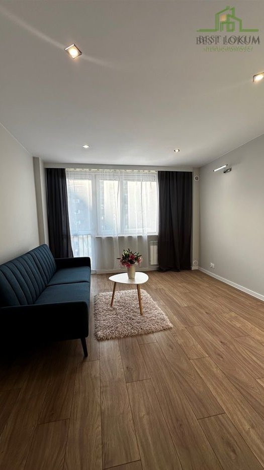 cztery pokoje po generalnym remoncie ul. Romualda