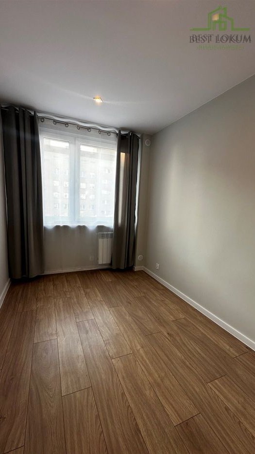 cztery pokoje po generalnym remoncie ul. Romualda