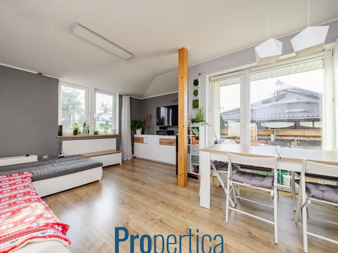 *Funkcjonalny dom w otulinie zieleni*