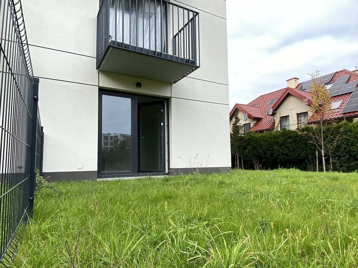 Mieszkanie 2 pokojowe z ogródkiem 170m2