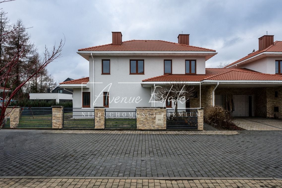 Bliźniak 164 m² w stanie develop. k/ Piaseczna