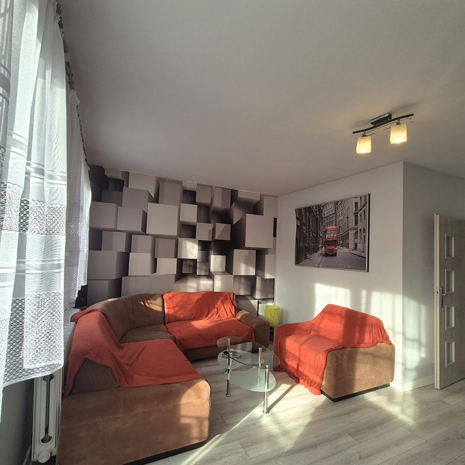 Rodzinne mieszkanie 3-pokojowe z balkonem, parter.