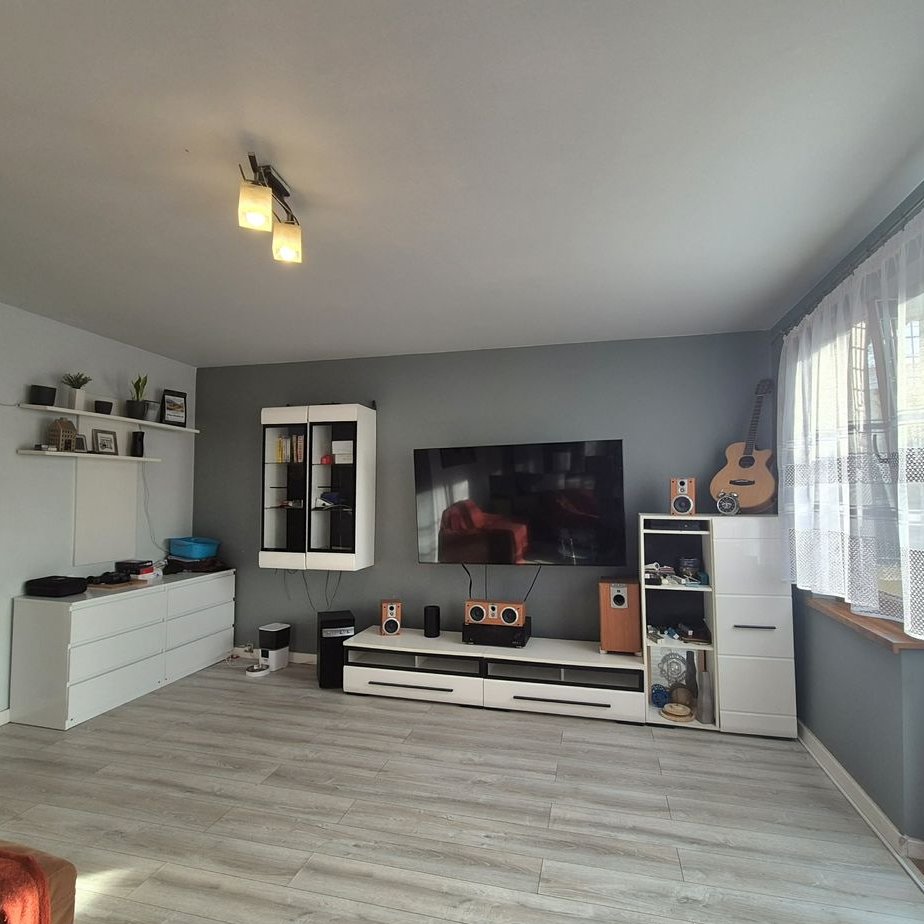 Rodzinne mieszkanie 3-pokojowe z balkonem, parter.