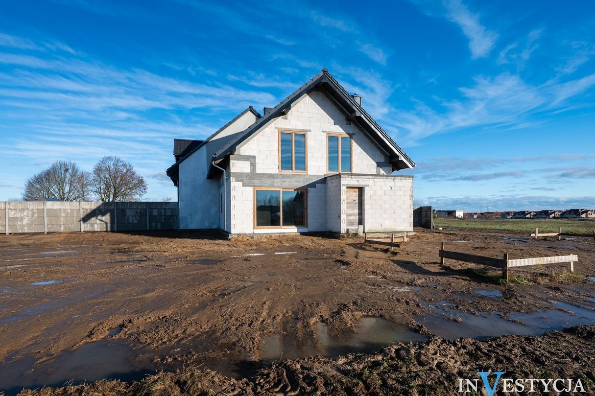 Dom, 119,60 m², Banino