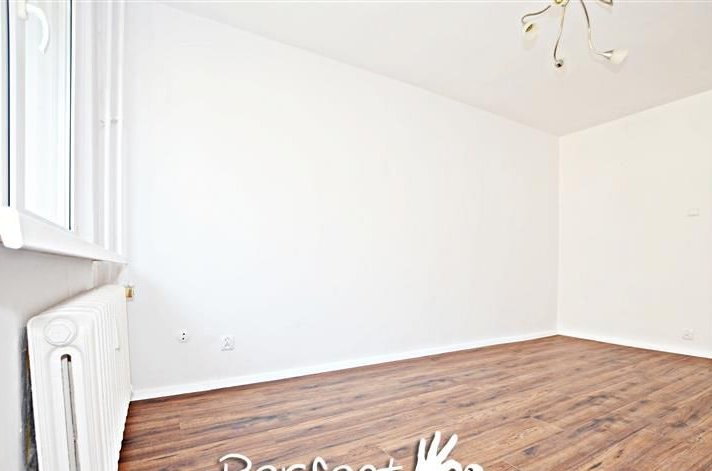 2 pokoje z balkonem- 1 piętro - Moniuszki !