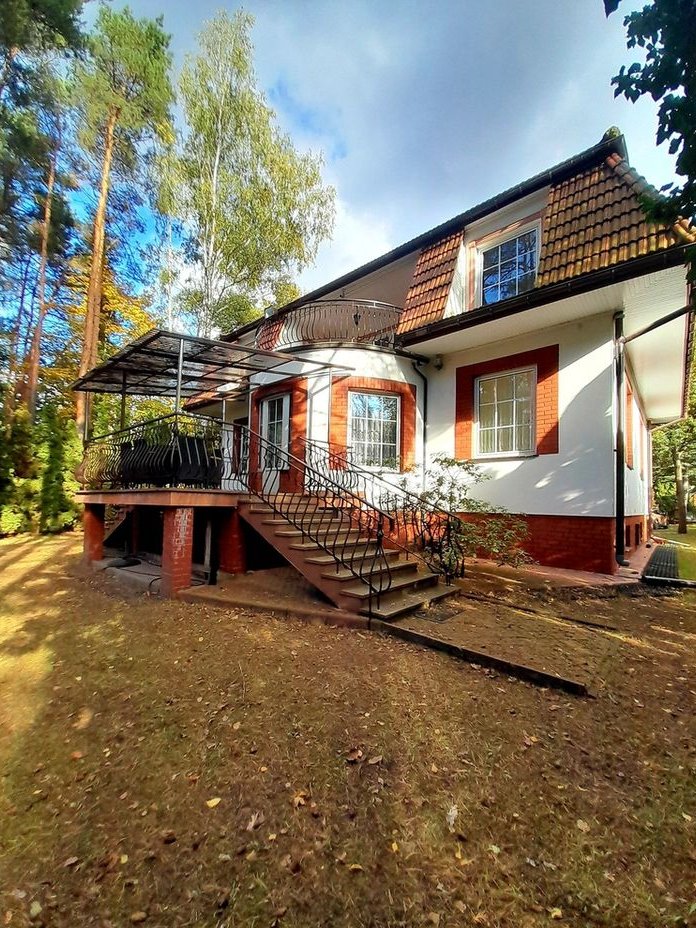 Willa, Konstancin-Jeziorna, ul. Piłsudskiego, Park