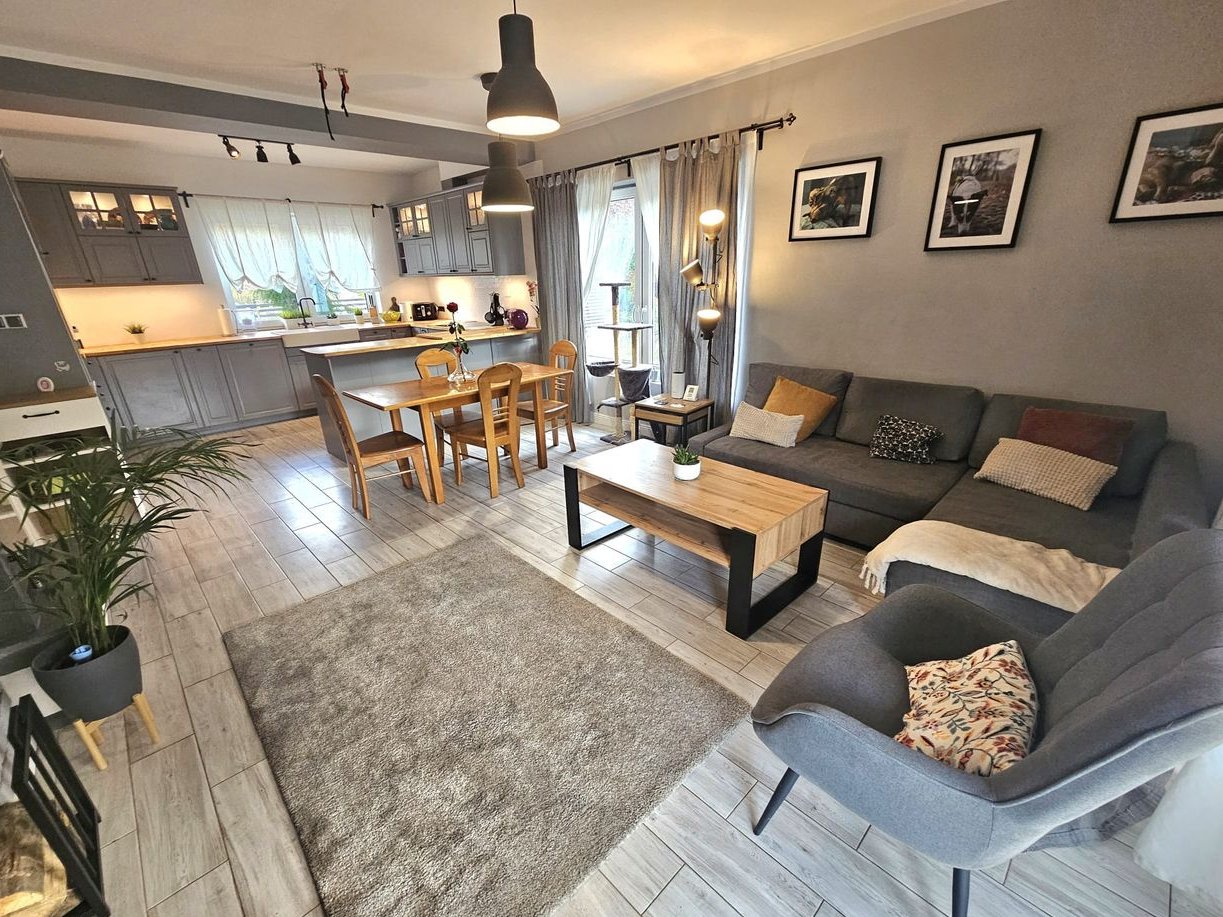 Dom, 167 m², Nowy Prażmów