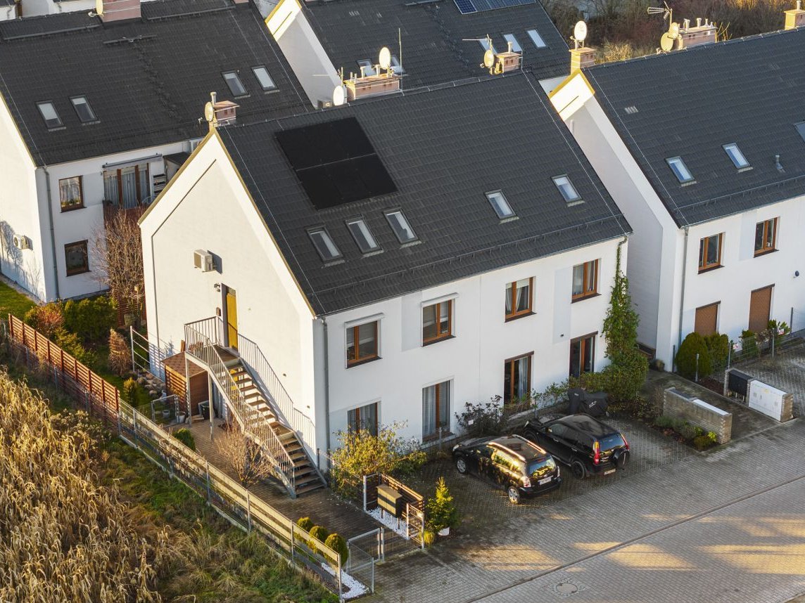 Nowoczesny, energooszczędny szereg na Jagodnie