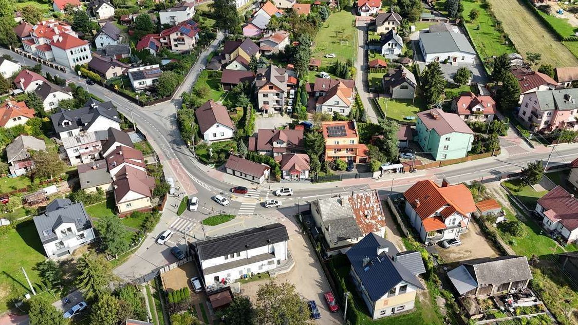 Dom do zamieszkania 4 pok. 532 m2 działka - centrum Tyńca